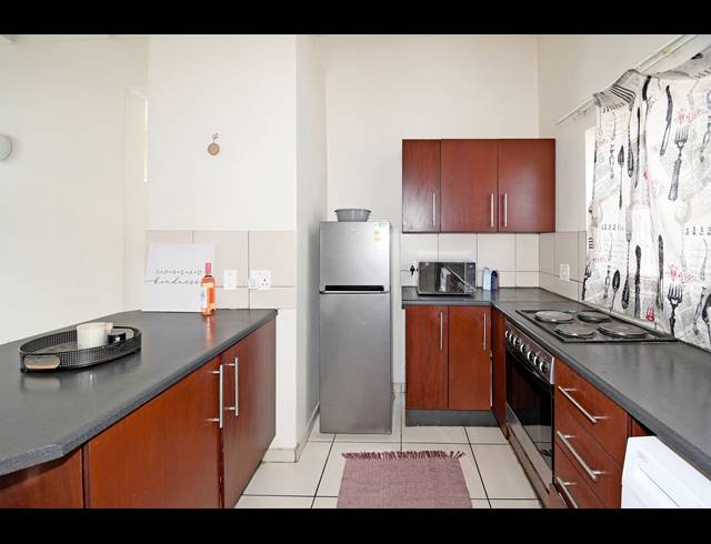 1 BEDROOM APARTMENT FOR SALE IN FERNDALE
